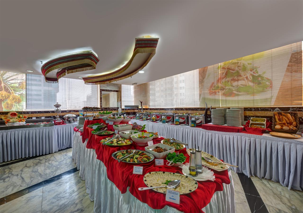 Sharjah Palace Hotel Exterior photo